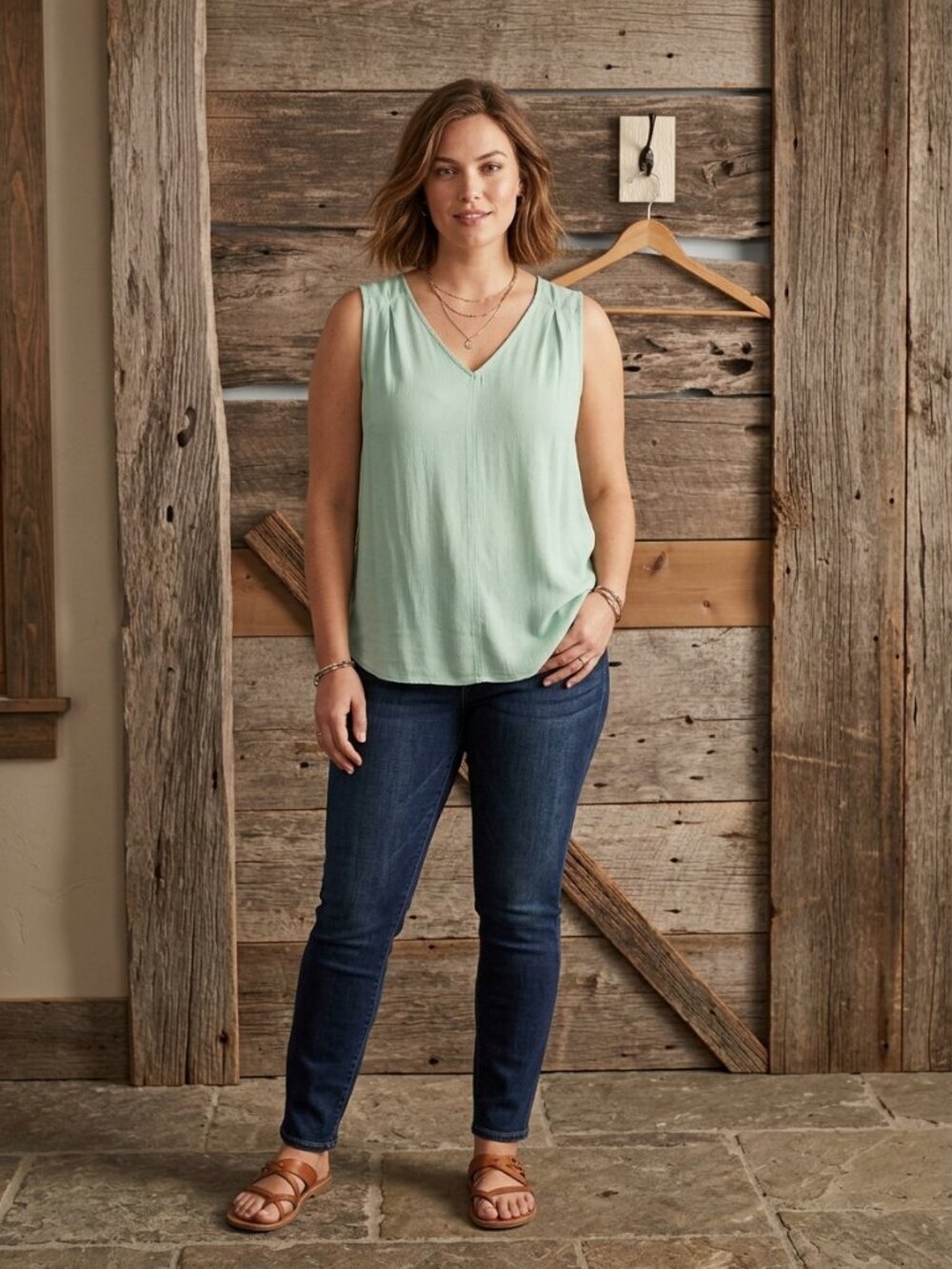 RICKI'S Size Large Pale Green Sleeveless Blouse